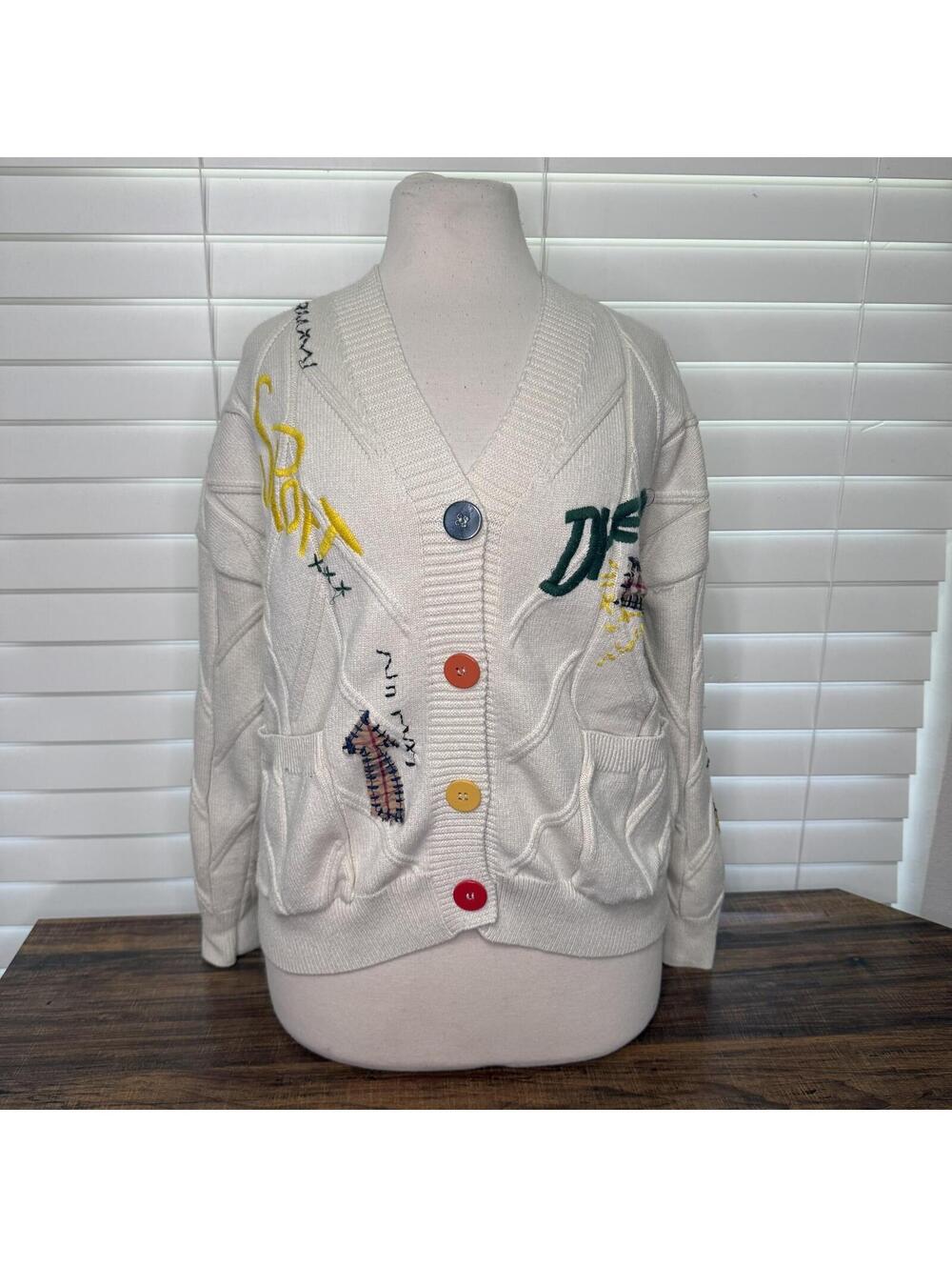 Ebossy Cream Embroidered Knit Cardigan Sweater Size M